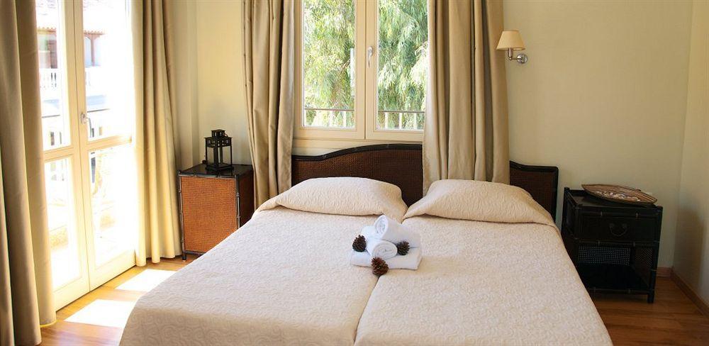 Hotel Karthea Korissia  Екстериор снимка
