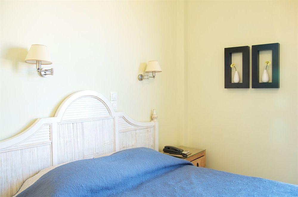 Hotel Karthea Korissia  Екстериор снимка