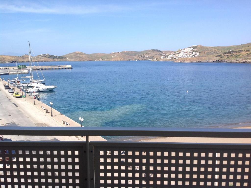 Hotel Karthea Korissia  Екстериор снимка